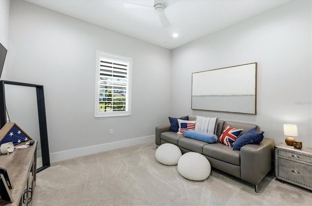 8254 PAVIA WAY, Lakewood Ranch, FL 34202