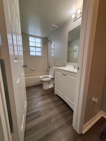 2412 Belmont Lane, North Lauderdale, FL 33068