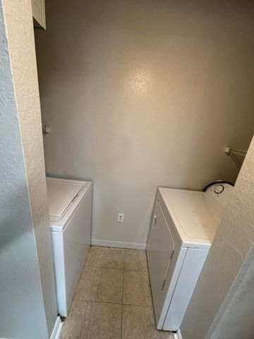 2412 Belmont Lane, North Lauderdale, FL 33068