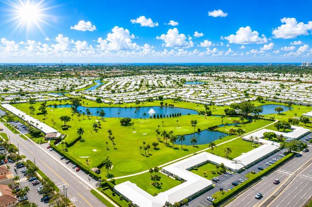 1009 Leisure Lane, Boynton Beach, FL 33426