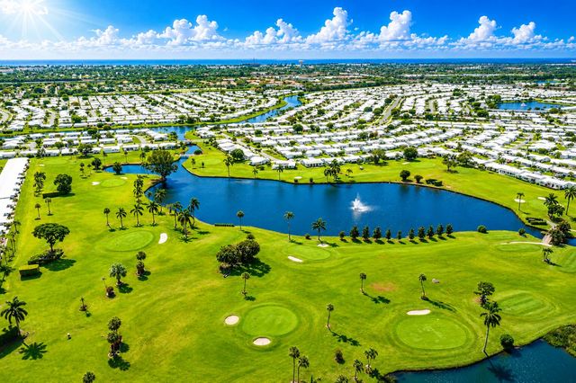 1009 Leisure Lane, Boynton Beach, FL 33426