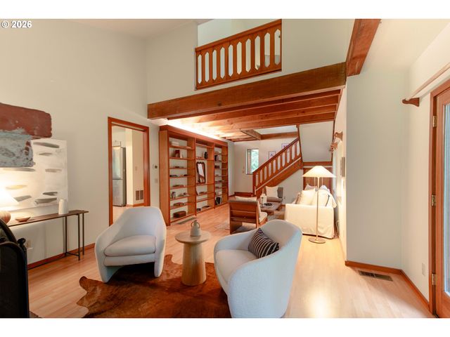 24300 Nw TIMBER Rd, Forest Grove, OR 97116
