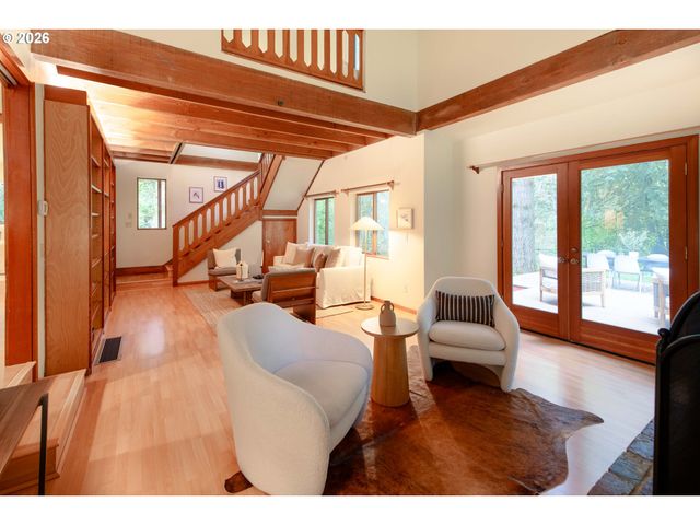 24300 Nw TIMBER Rd, Forest Grove, OR 97116