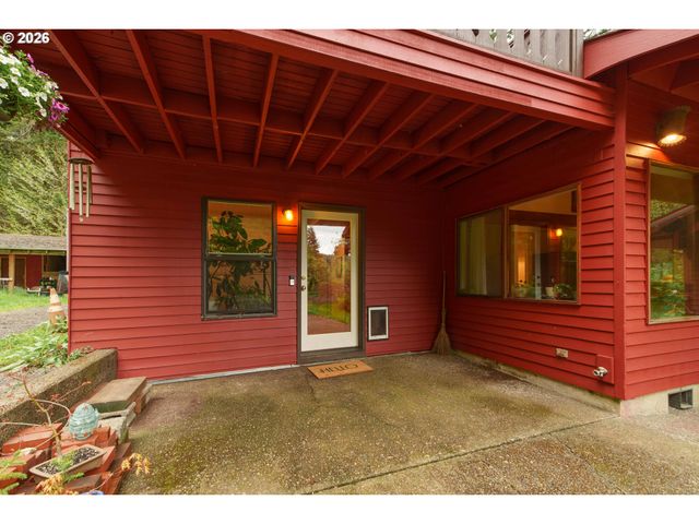 24300 Nw TIMBER Rd, Forest Grove, OR 97116