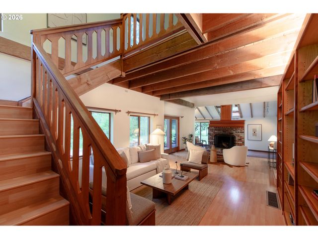 24300 Nw TIMBER Rd, Forest Grove, OR 97116