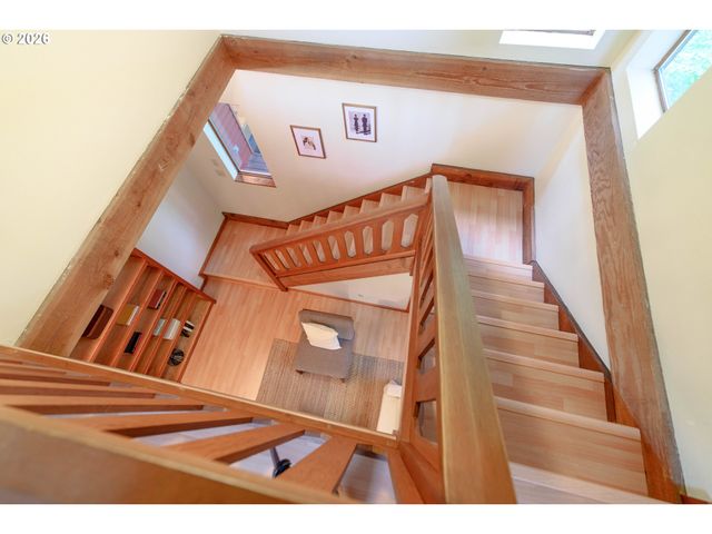 24300 Nw TIMBER Rd, Forest Grove, OR 97116