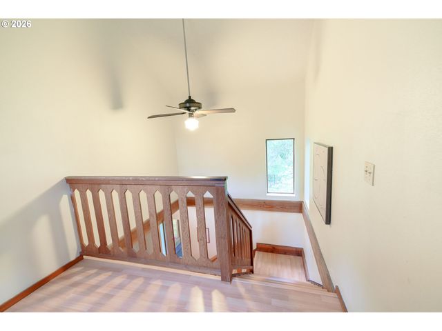 24300 Nw TIMBER Rd, Forest Grove, OR 97116