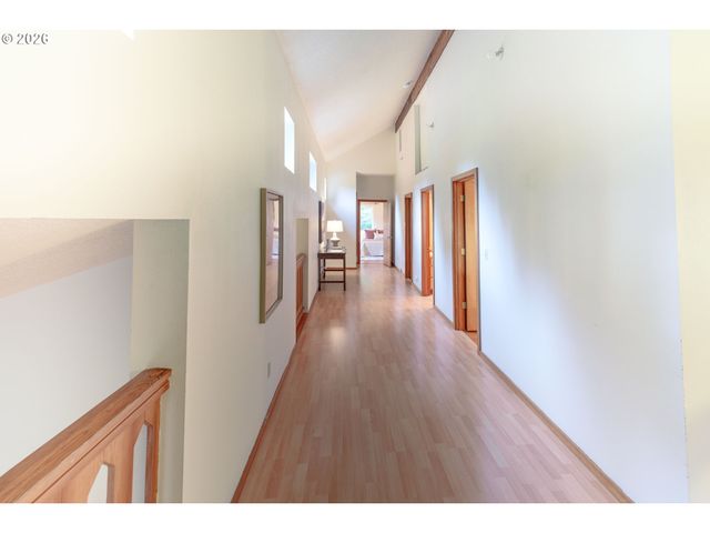 24300 Nw TIMBER Rd, Forest Grove, OR 97116