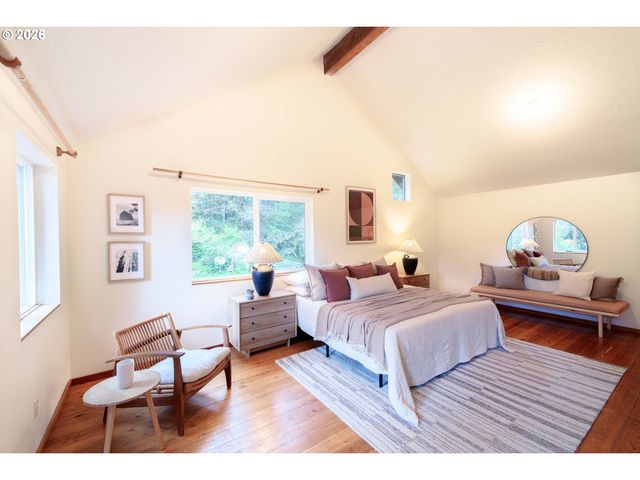 24300 Nw TIMBER Rd, Forest Grove, OR 97116