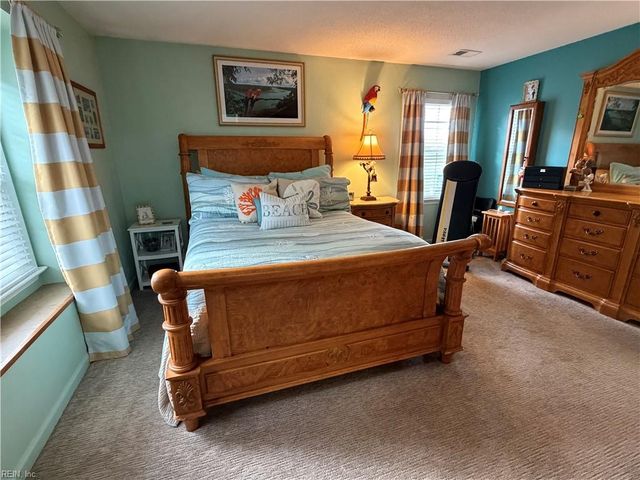 1304 Sand Bunker Arch Apt A, Chesapeake, VA 23320