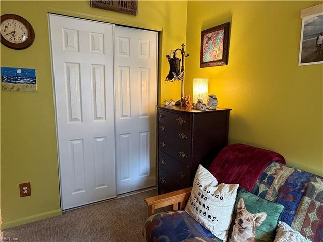 1304 Sand Bunker Arch Apt A, Chesapeake, VA 23320
