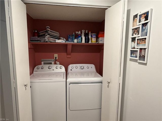 1304 Sand Bunker Arch Apt A, Chesapeake, VA 23320