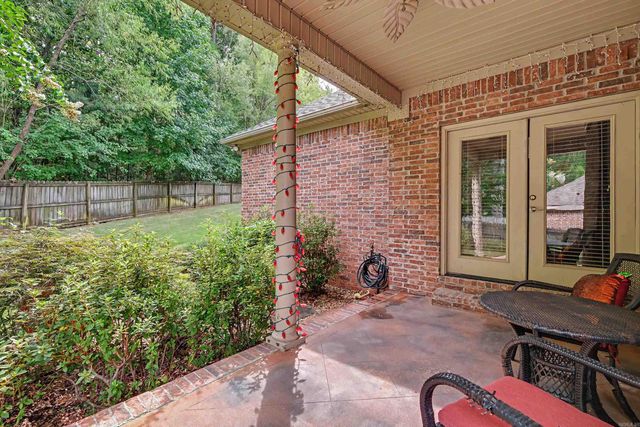 12 Kanis Creek Place, Little Rock, AR 72223