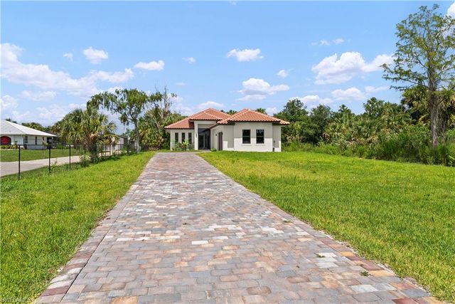 4335 Wilson BLVD N, Naples, FL 34120