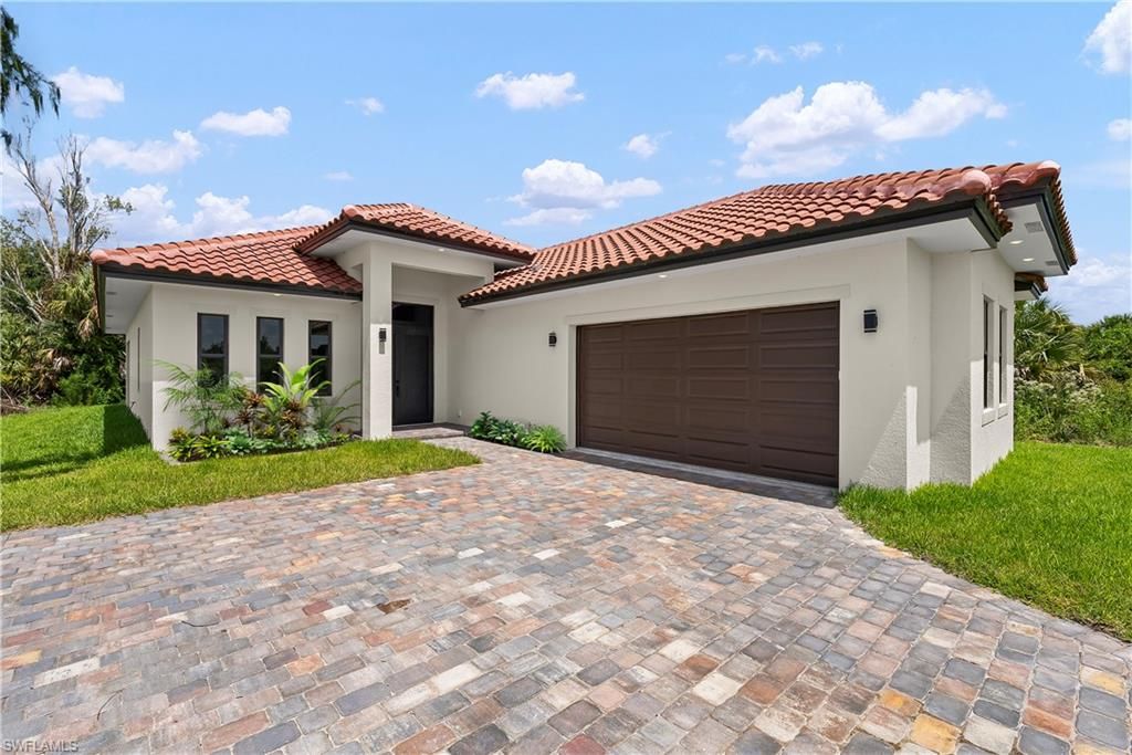 4335 Wilson BLVD N, Naples, FL 34120
