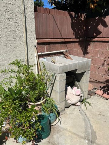 11508 Old River School Road, Downey, CA 90241