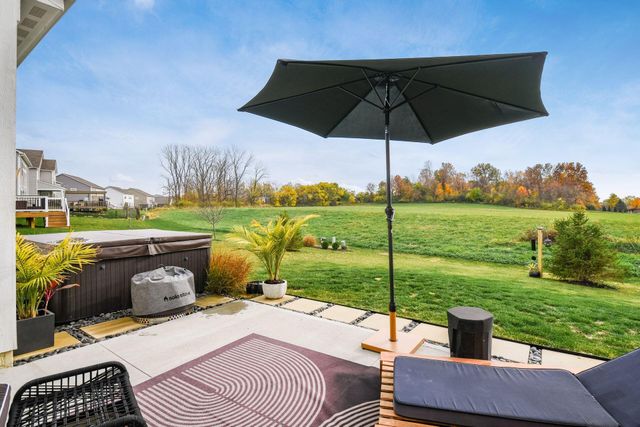 579 Courtright Drive E, Pickerington, OH 43147