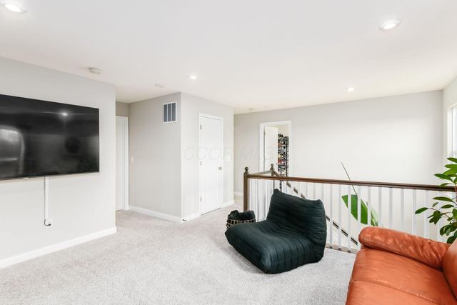 579 Courtright Drive E, Pickerington, OH 43147