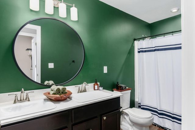 579 Courtright Drive E, Pickerington, OH 43147