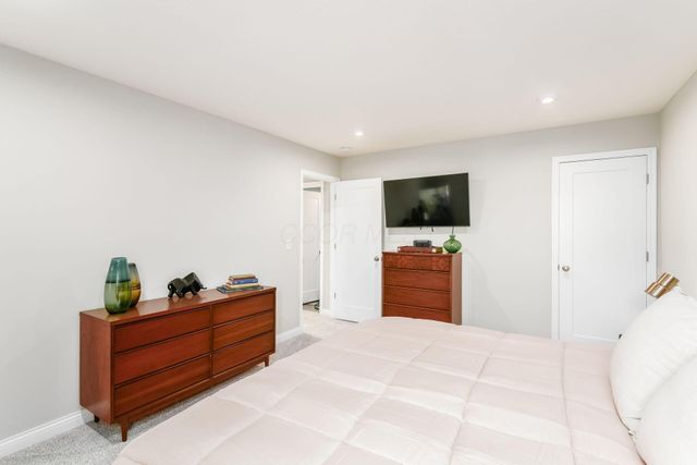 579 Courtright Drive E, Pickerington, OH 43147