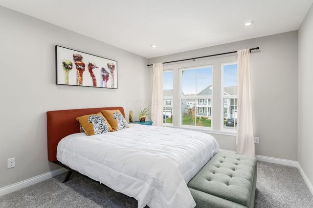 579 Courtright Drive E, Pickerington, OH 43147