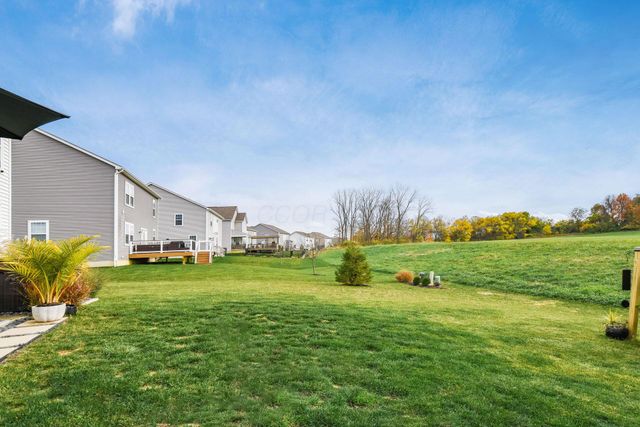 579 Courtright Drive E, Pickerington, OH 43147