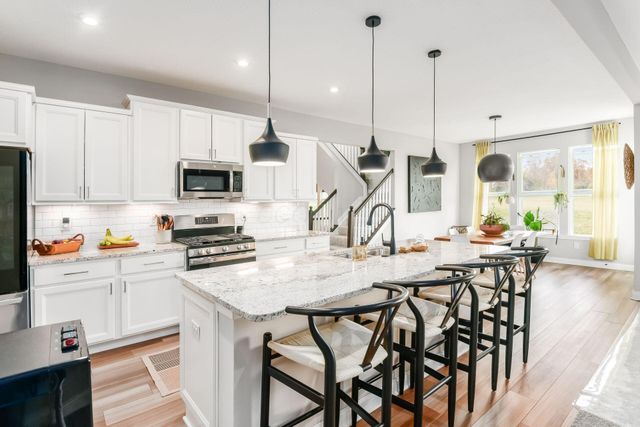 579 Courtright Drive E, Pickerington, OH 43147