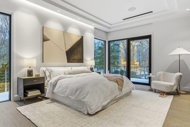 43 Old Orchard Lane, East Hampton, NY 11937