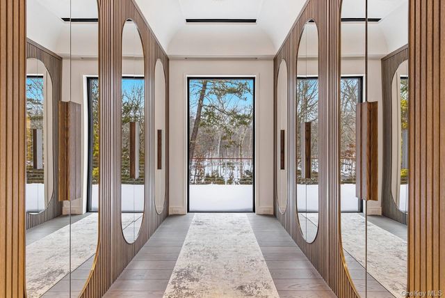 43 Old Orchard Lane, East Hampton, NY 11937