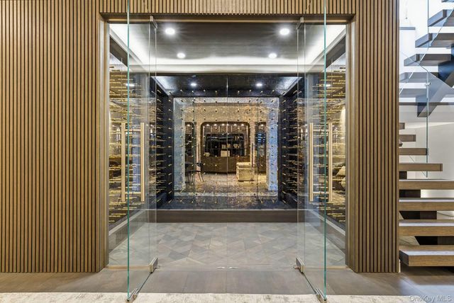 43 Old Orchard Lane, East Hampton, NY 11937