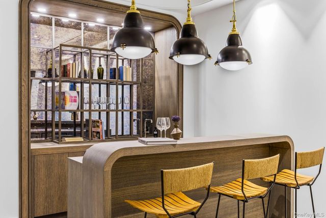 43 Old Orchard Lane, East Hampton, NY 11937