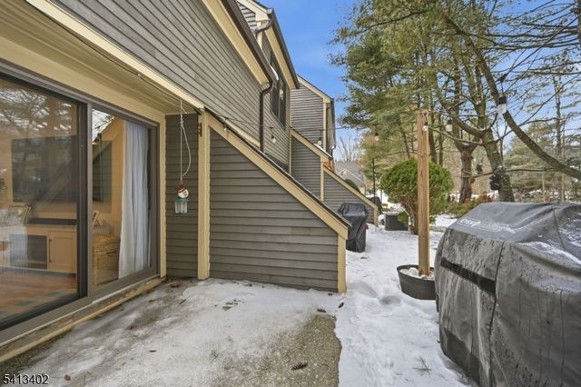 10 New Bedford Rd D, West Milford Twp., NJ 07480