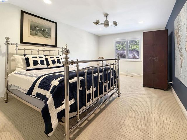 1209 Rimer Dr, Moraga, CA 94556