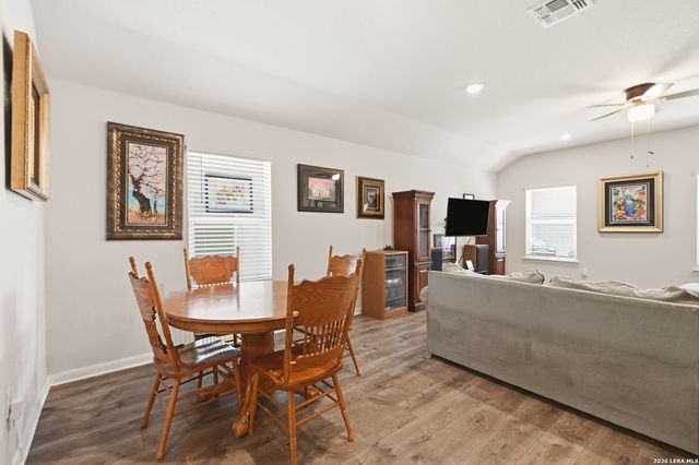 2124 FOXBRIAR CV, New Braunfels, TX 78130