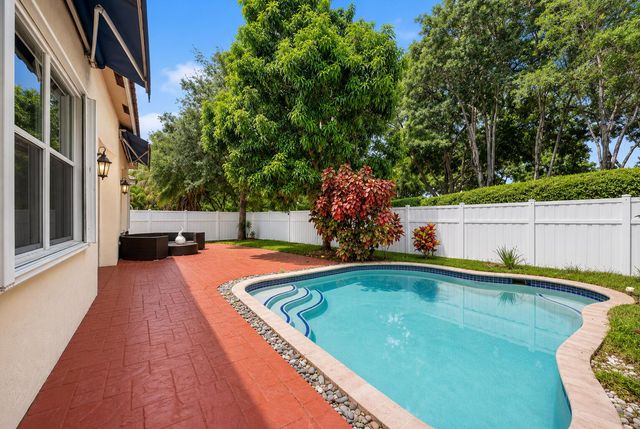 3616 SW 163rd Avenue, Miramar, FL 33027
