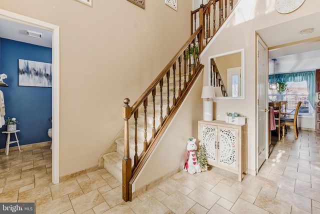 20 APPLETREE LN, Sewell, NJ 08080