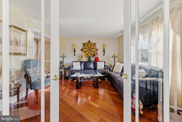 20 APPLETREE LN, Sewell, NJ 08080