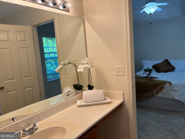 6947 Red Bone Way, Lithonia, GA 30038