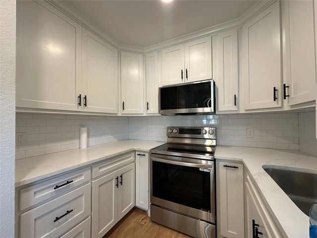 411 N Waldrip Street, Grand Saline, TX 75140