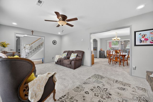 9603 N 111th East Avenue, Owasso, OK 74055