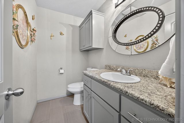 9603 N 111th East Avenue, Owasso, OK 74055