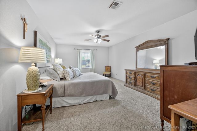 9603 N 111th East Avenue, Owasso, OK 74055