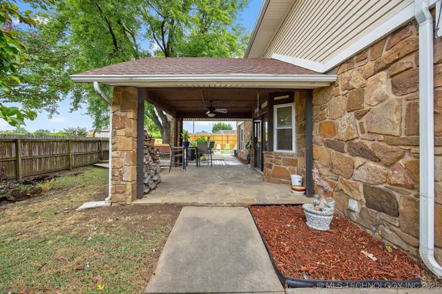 9603 N 111th East Avenue, Owasso, OK 74055
