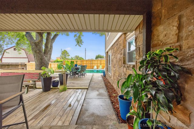 9603 N 111th East Avenue, Owasso, OK 74055