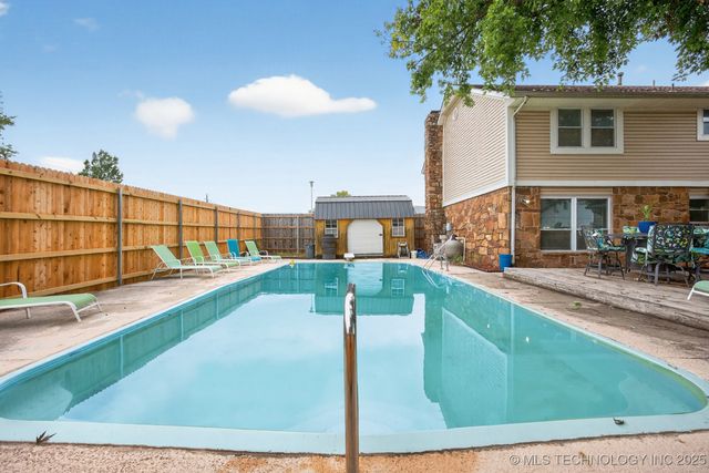 9603 N 111th East Avenue, Owasso, OK 74055