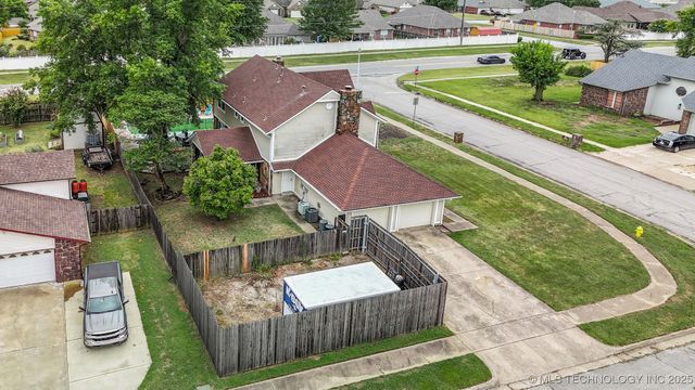 9603 N 111th East Avenue, Owasso, OK 74055