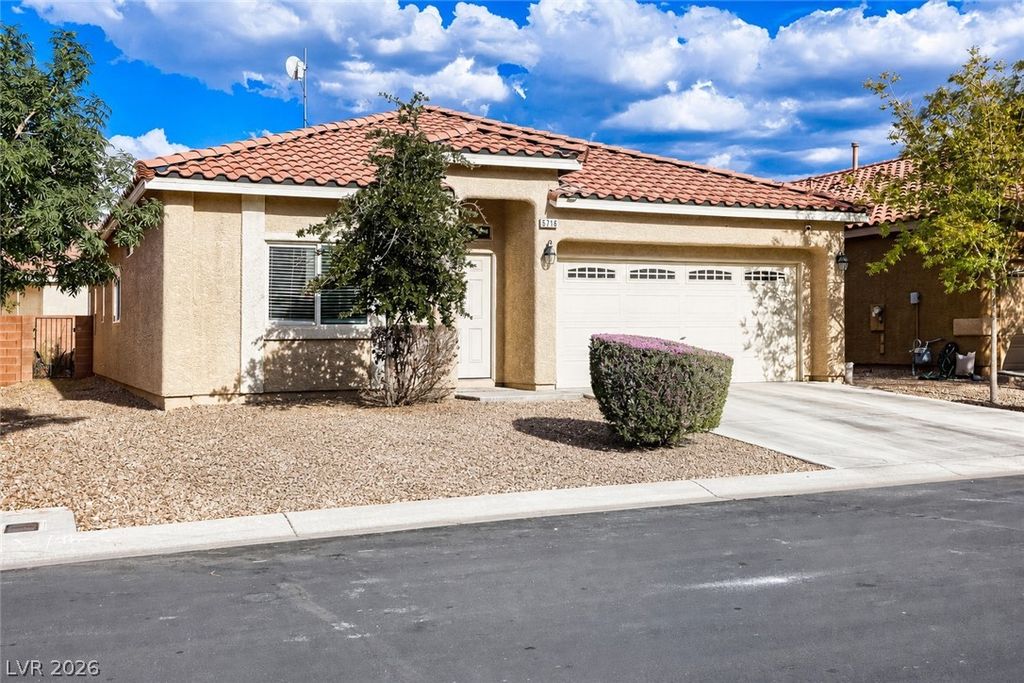 5716 Port Douglas Court, Las Vegas, NV 89113 — photo 5