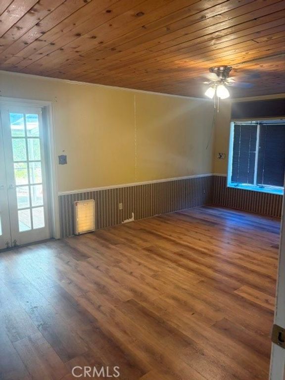 Image 11 of property listing at 32132 West, Running Springs, CA 92382