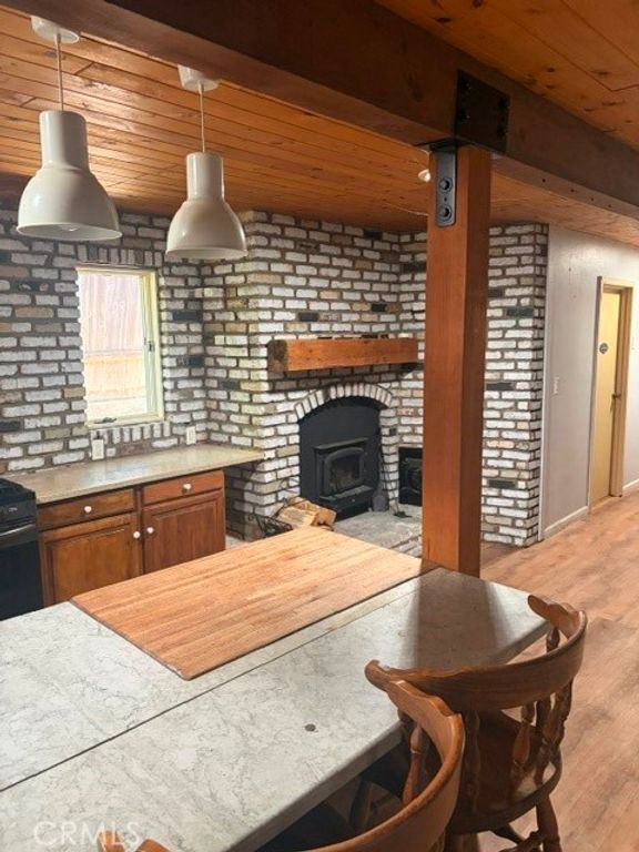 Image 17 of property listing at 32132 West, Running Springs, CA 92382