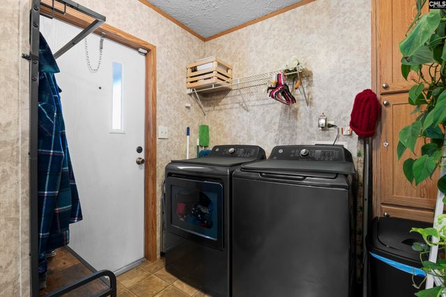 120 Twin Oaks Boulevard, Gaston, SC 29053